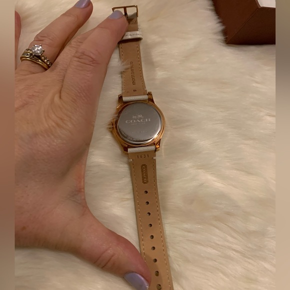 Authentic COACH Rose Gold Dial Signature C WATCH Ivory Genuine Leather Band - Picture 13 of 16